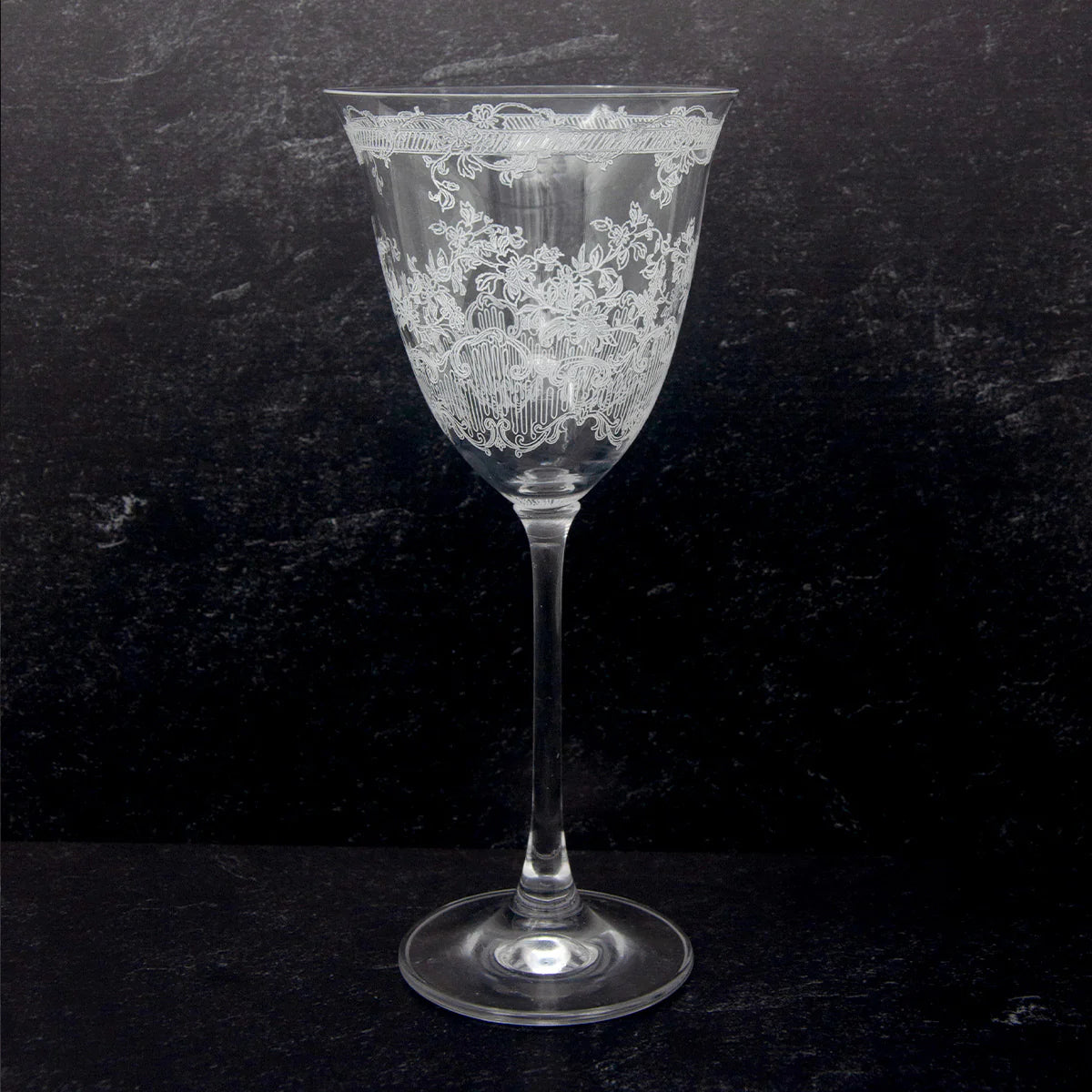 Giardino Wine Glass- White