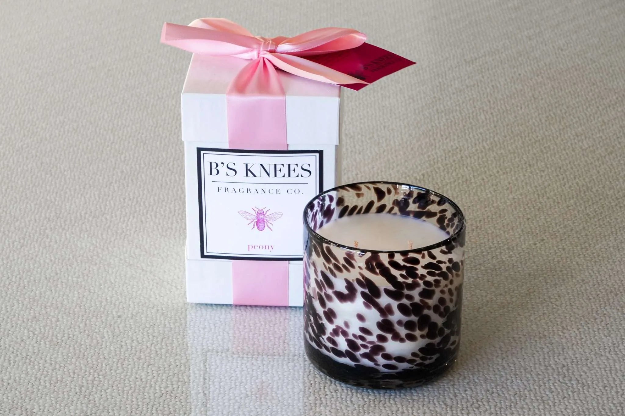 B's Knees candle  - Peony